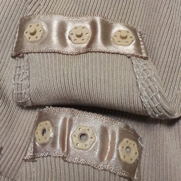 H&M Tan Bodysuit - Picture 5 of 6